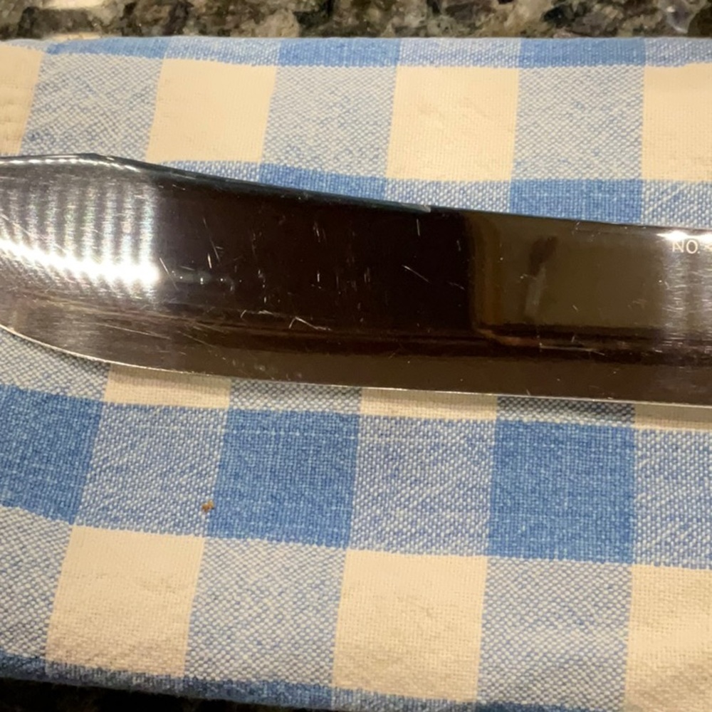 CUTCO 1722 Butcher Knife - Picture 3 of 7